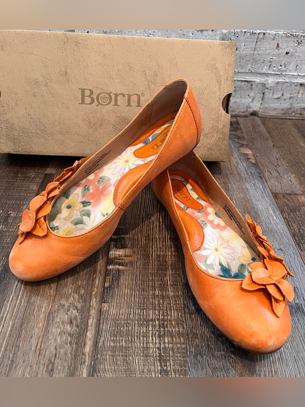 Born Gemma Orange Leather Flower Ballet Flats